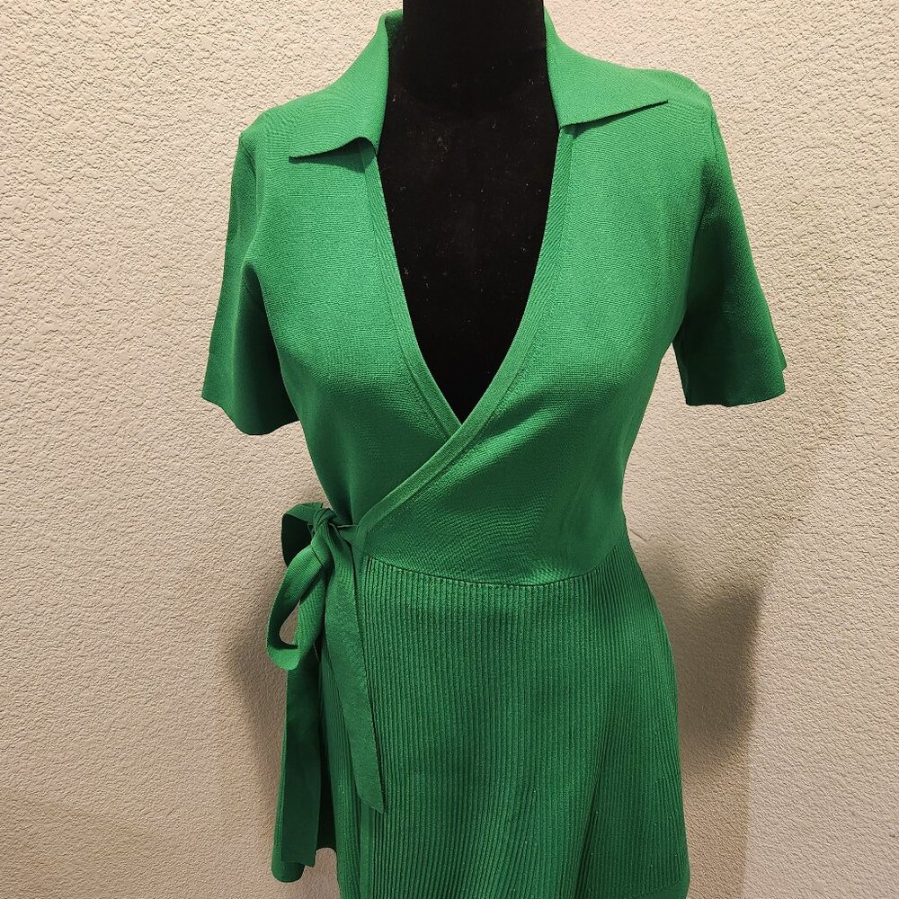 Diane Von Furstenberg Green tie mini dress